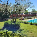 Les D'hotes D'eloise, Piscine Privee * Aramon