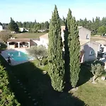 Les D'hotes D'eloise, Piscine Privee Aramon