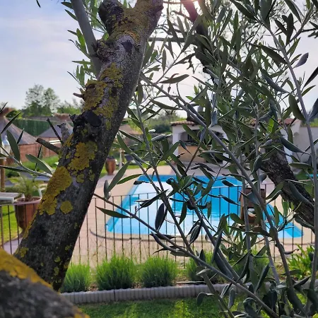 Casa de Férias Les D'hôtes D'eloïse, Piscine Privée Aramon