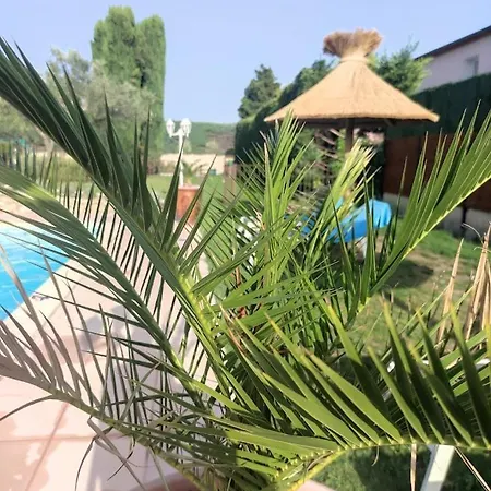 Les D'hotes D'eloise, Piscine Privee בית נופש Aramon