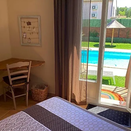 Сasa de vacaciones Les D'hôtes D'eloïse, Piscine Privée