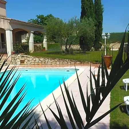 Les D'hôtes D'eloïse, Piscine Privée Сasa de vacaciones *