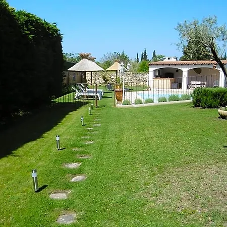 Сasa de vacaciones Les D'hôtes D'eloïse, Piscine Privée Aramon