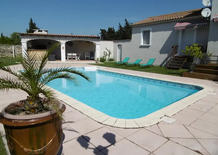 Les D'hotes D'eloise, Piscine Privee بيت للعطل