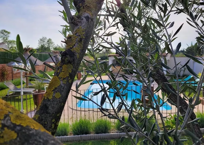 بيت للعطل Les D'hotes D'eloise, Piscine Privee Aramon