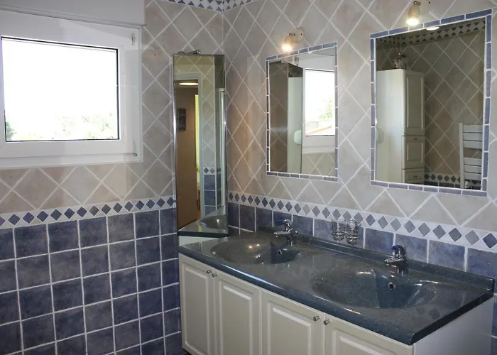 بيت للعطل Les D'hotes D'eloise, Piscine Privee *