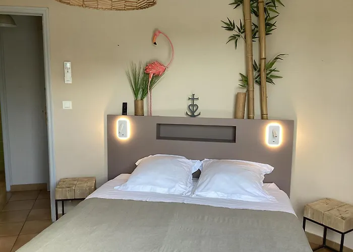 بيت للعطل Les D'hotes D'eloise, Piscine Privee *